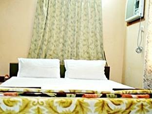 City Centre Hotel Agartala Esterno foto