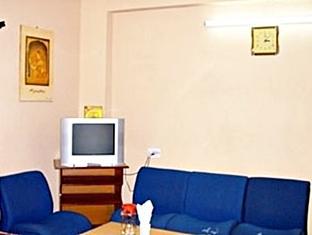 City Centre Hotel Agartala Esterno foto